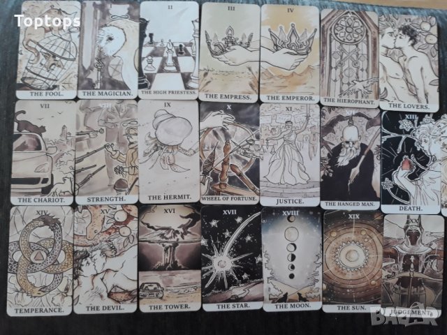 Таро карти, различни от масовите: Ink Witch Tarot & Linestrider Tarot, снимка 13 - Карти за игра - 33677966