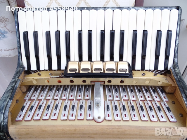 Акордеон Weltmeister – винтидж украса, декор - дом или заведение, снимка 13 - Декорация за дома - 52439608