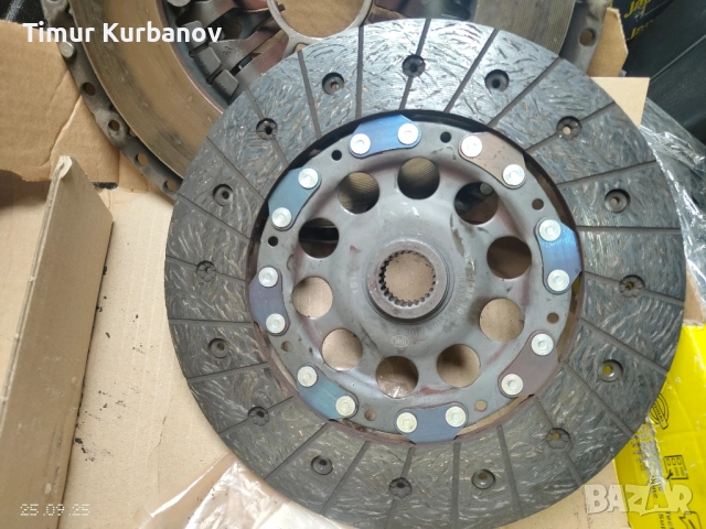 Демпферен маховик и съединител LUK за N22a1 Honda Accord,Civic,CR-V, снимка 6 - Части - 51913658