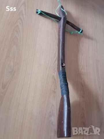 Стар дървен Арбалет , снимка 6 - Антикварни и старинни предмети - 50465804