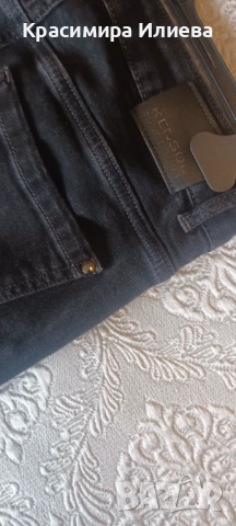 Черни еластични дънки на марката Кенсол , снимка 4 - Дънки - 53284376