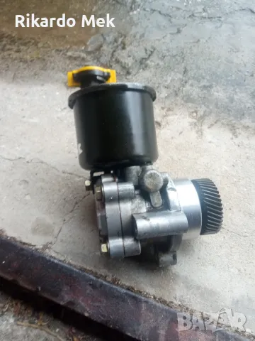 хидравлична помпа за Мазда примаси 2.0 , снимка 3 - Части - 49740527