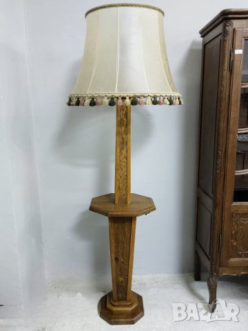 Старинен дървен лампион с абажур 