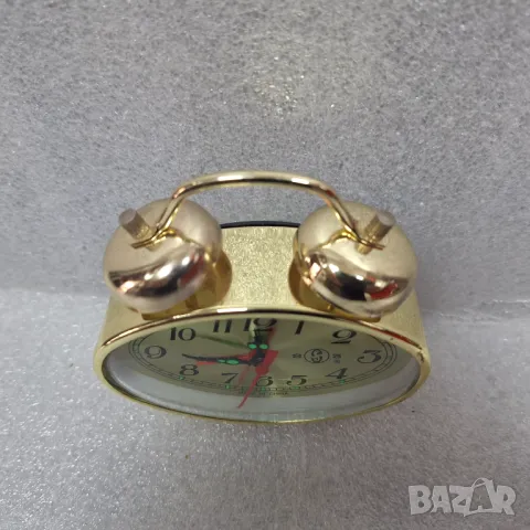 Ретро работещ малък механичен Китайски Будилник, снимка 4 - Антикварни и старинни предмети - 47758086