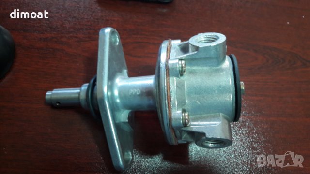 Гориво подкачваща помпа за двигател Deutz Модел: 1011, снимка 1 - Части - 38984959