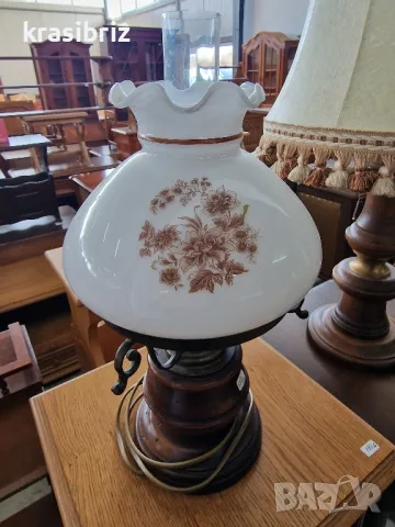 Лампа-Стъкло....Дърво /Орех /-внос от Германия!