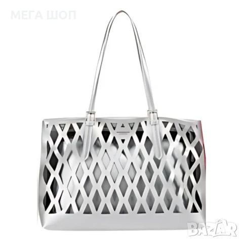 Дамска чанта с вътрешен несесер и решетъчен дизайн, снимка 3 - Чанти - 50485705