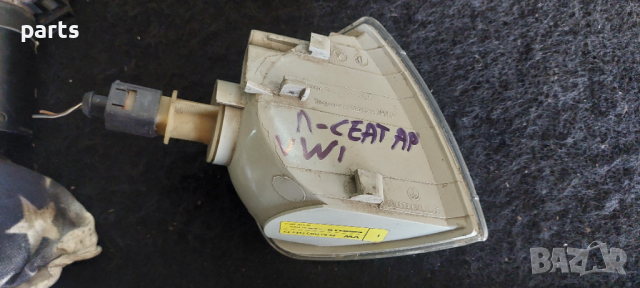 Ляв Мигач Сеат Ароса - VW Лупо (за части) - 6H0953041D N, снимка 5 - Части - 44875624