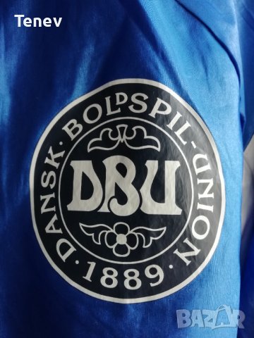 Denmark Adidas оригинална ветровка яке Дания Размер М Горнище Горница , снимка 3 - Спортни дрехи, екипи - 43356080