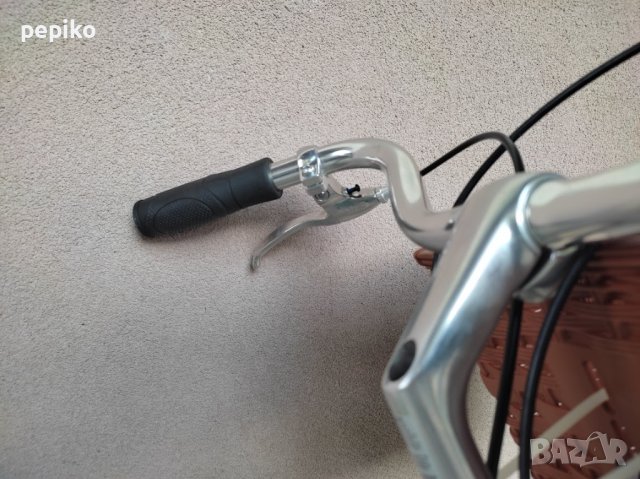 Продавам колела внос от Германия  оригинален Италиански велосипед BIANCHI VENEZIA 28 цола SHIMANO NE, снимка 16 - Велосипеди - 37510050