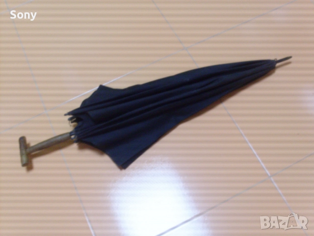 Стар чадър., снимка 2 - Антикварни и старинни предмети - 52580591