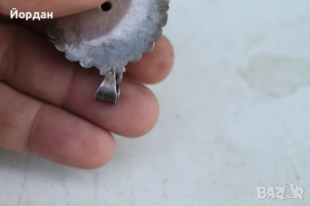 Сребърен медальон с кехлибар, снимка 4 - Колиета, медальони, синджири - 50772354