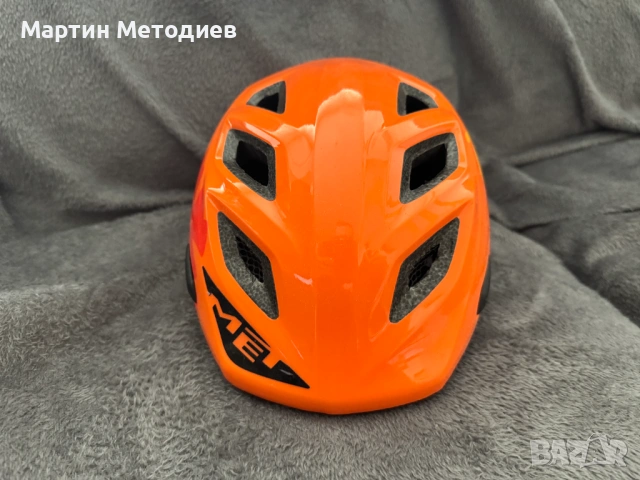 Детска каска за колело MET за 2-3 годишни деца