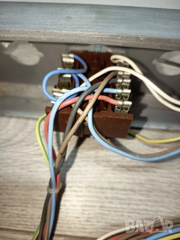 Готварска печка индезит mod: K6M5 части 6 вида В, снимка 12 - Печки, фурни - 51949463