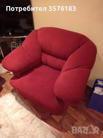 продавам холова гарнитура топ състояние плюс маса към нея, снимка 6 - Дивани и мека мебел - 43891641