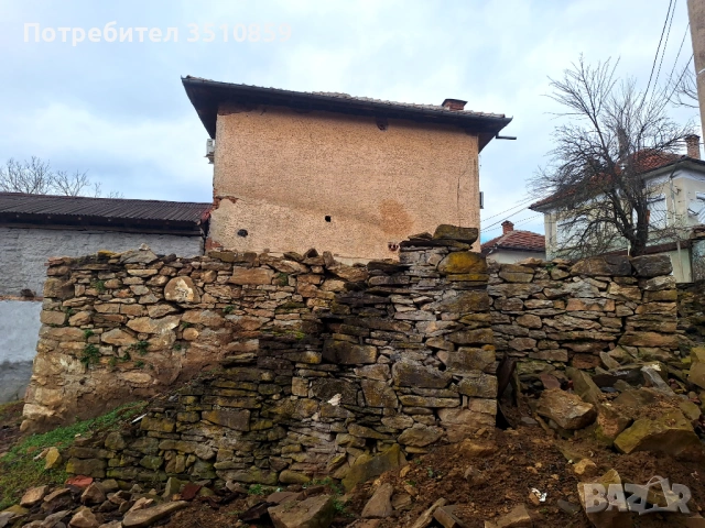 Продавам Естествен Ломен камък