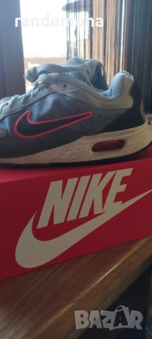 Маратонки Air Max Solo Номер 35.5, снимка 3 - Детски маратонки - 52104287