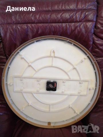 Стенен часовник - 52 см., снимка 2 - Стенни часовници - 43006472