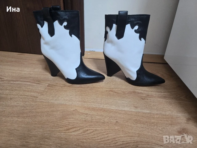 identita боти, снимка 3 - Дамски боти - 50643031