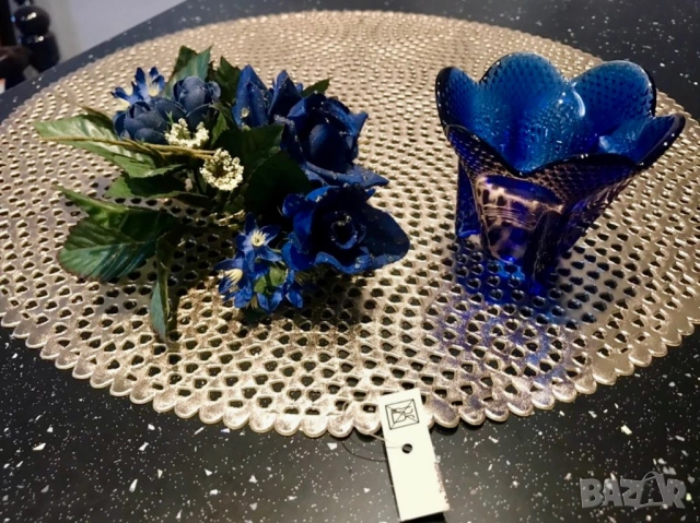 Комплект в златно и синьо за подарък; рамки