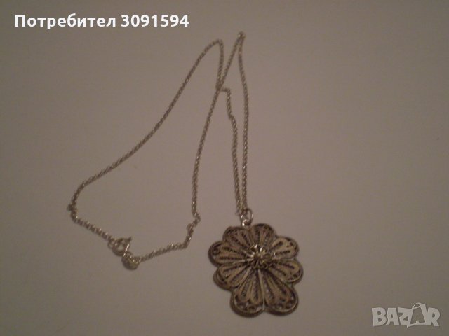  стар сребърен медальон - филигран със нов синджир, снимка 2 - Антикварни и старинни предмети - 35298350