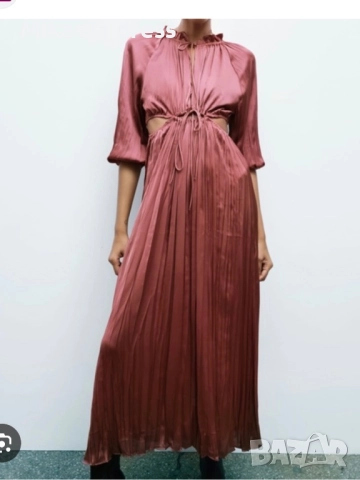 Чисто нова дълга рокля от Zara, идеална за специални поводи и ежедневието. Елегантен модел с перфект, снимка 2 - Рокли - 52371752