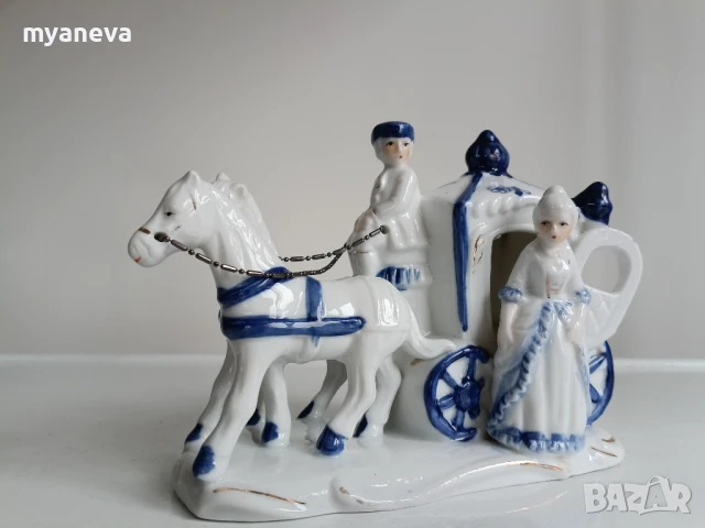Порцеланова, английска статуетка на принцеса в карета с кочияш ., снимка 2 - Статуетки - 50853849