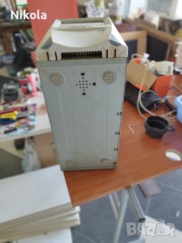 Компютърна кутия със захранване стар модел, снимка 11 - Захранвания и кутии - 40551984