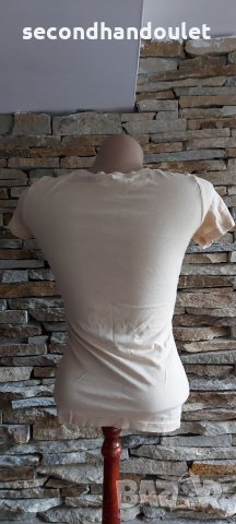 Hollister дамска тениска , снимка 2 - Тениски - 32886344