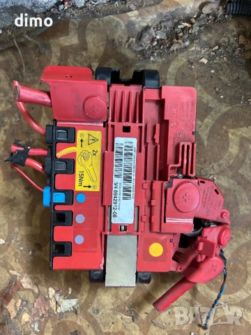 плюсов кабел BMW E90 E91 платка акумулатор V4 6942912-08