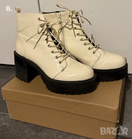 Лачени елегантни боти, снимка 2 - Дамски боти - 52393818