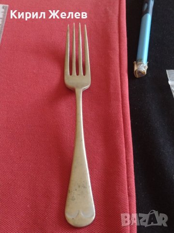 Стара вилица Английски стил с маркировка PLATINUM PLATE за КОЛЕКЦИОНЕРИ 31920, снимка 4 - Други ценни предмети - 43833567