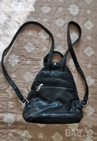 Дамска раница , снимка 2 - Раници - 47442419