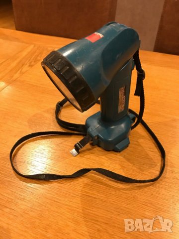 Акумулаторна лампа Makita, снимка 4 - Други инструменти - 26677033