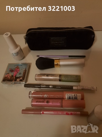 Колекция гримове, снимка 4 - Декоративна козметика - 52046588