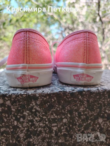 Нови детски блестящи гуменки Vans номер 34, снимка 7 - Детски маратонки - 50560086
