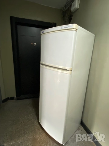 Голям италиянски хладилник