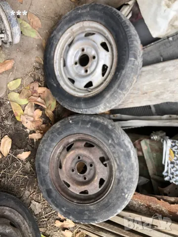 Продавам 4бр. Джанти с гуми Ford Fiesta, снимка 2 - Гуми и джанти - 48233290