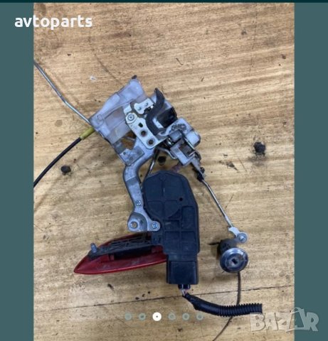 Peugeot 107 брава с дръжки предна дясна врата, снимка 3 - Части - 40392307