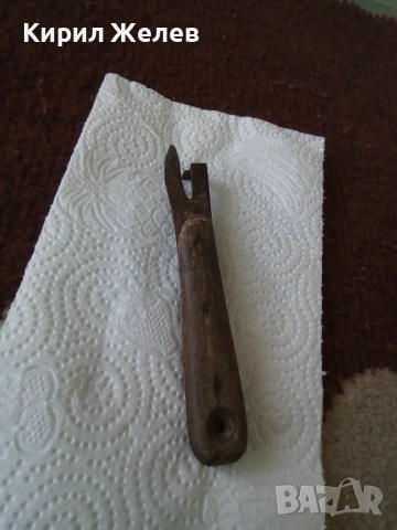 Стара отварачката за консерви 53702