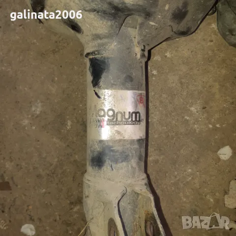 Предни амортесьори от Фолксваген, снимка 2 - Части - 49910849