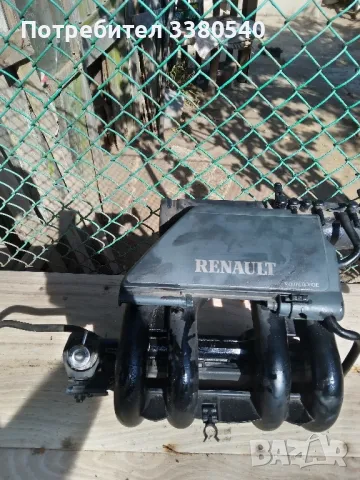 Колектор с дюзи за Рено Клио бензин 1.2/58 кс/99 година , снимка 3 - Части - 47385723