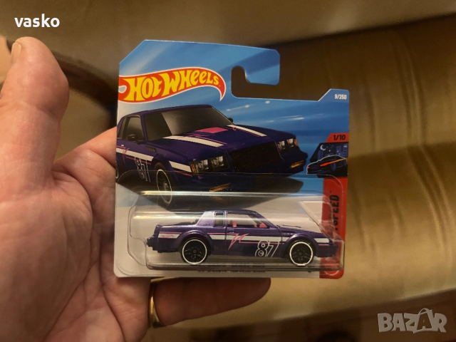 Hotwheels TH, снимка 3 - Колекции - 52595945