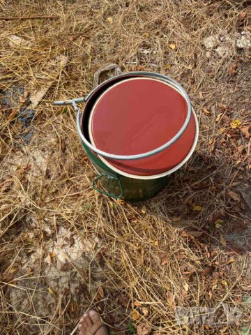 Бидони, Варели, Контейнери - метални, пластмасови, снимка 5 - Бидони, бурета и бъчви - 40278323