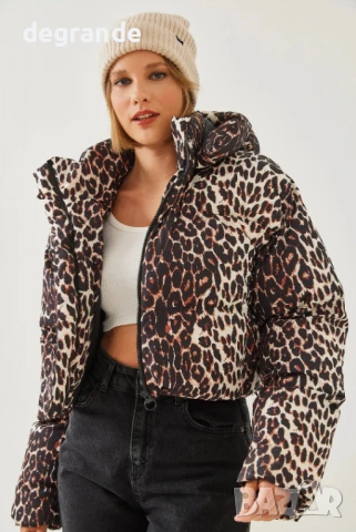 Пухкаво зимно яке с леопардов принт