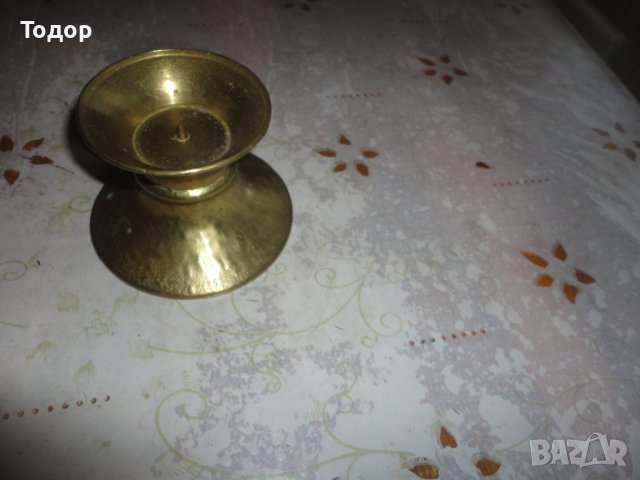 Старинен бронзов свещник 9