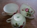 Ретро чинии и чаши, снимка 3