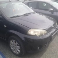 Honda HR-V 1.6i 16V 2002 г., снимка 2 - Автомобили и джипове - 32788386