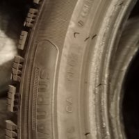чифт зимни гуми с мн добър грайфер, снимка 2 - Гуми и джанти - 38592197