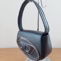Diesel дамска чанта лукс чанта стилна дамска чанта луксозна чанта код 250лна дамска чанта , снимка 15 - Чанти - 43997845